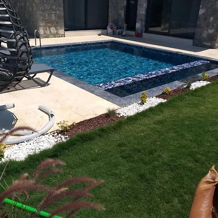 Havuzlu Hotel