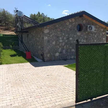 Hotel Havuzlu *