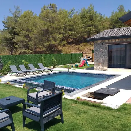 Hotel Havuzlu *