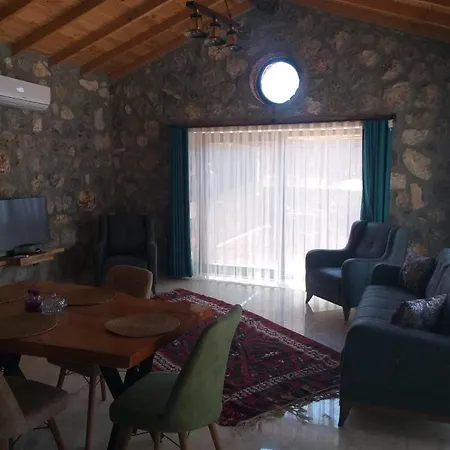 Havuzlu Hotel